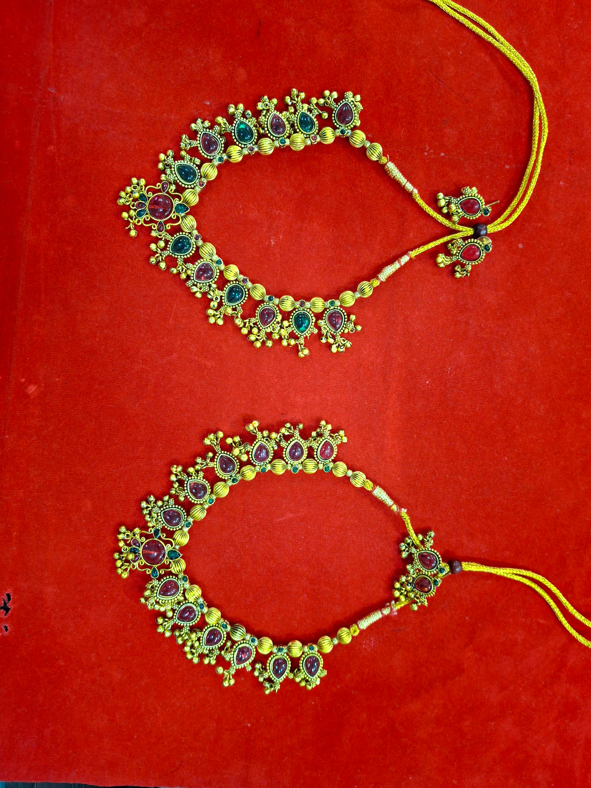 ANTIQUE CHOKER NECKLACE