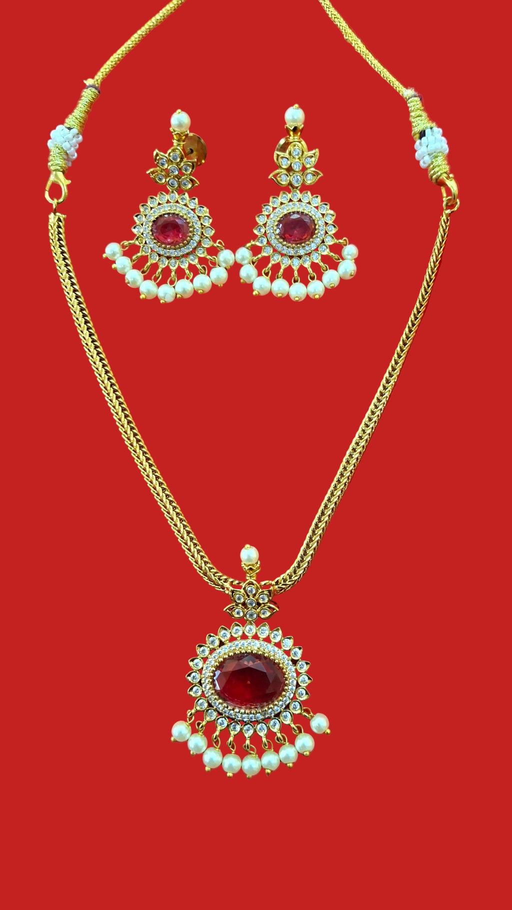 AD PENDANT NECKLACE