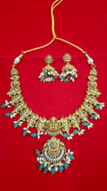 ANTIQE NECKLACE